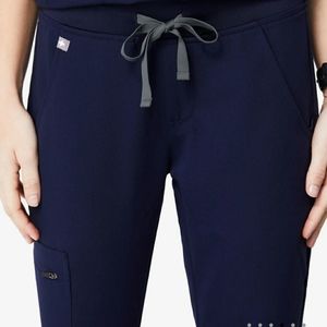 NAVY FIGS SCRUB PANTS